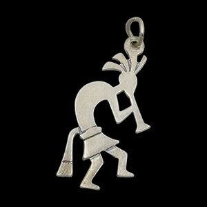 Zuni Sterling silver Kokopelli pendant - GM605